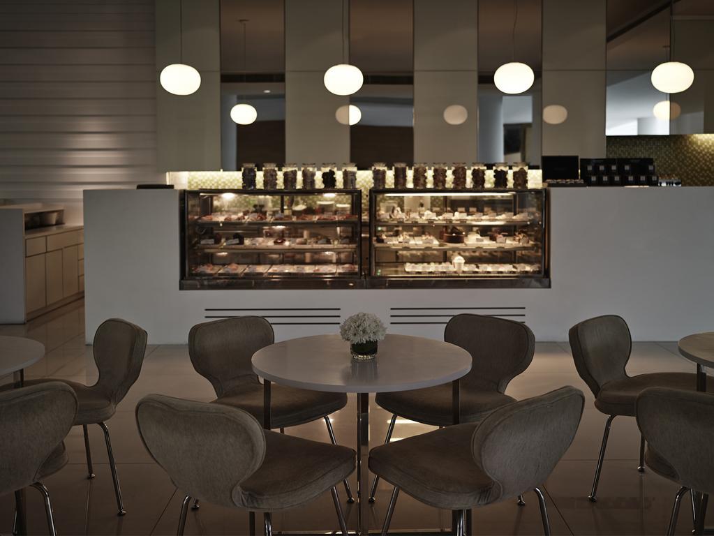 Готель Pullman Кучінг Екстер'єр фото 3D rendering of a restaurant